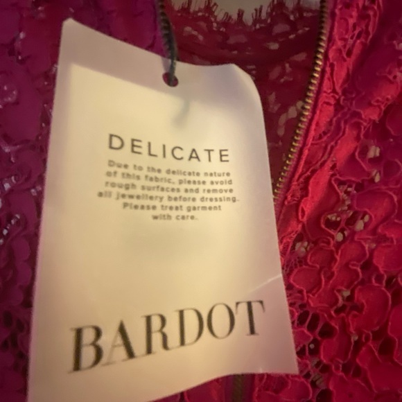 Bardot Lace Panel dark pink - Picture 7 of 9